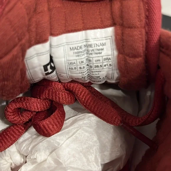 DC Shoes Manteca 4S  Sneakers Brick Color Men Size 10.5 New - Picture 3 of 4